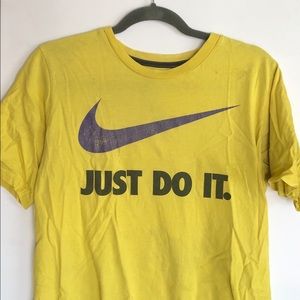 Vintage nike t shirt